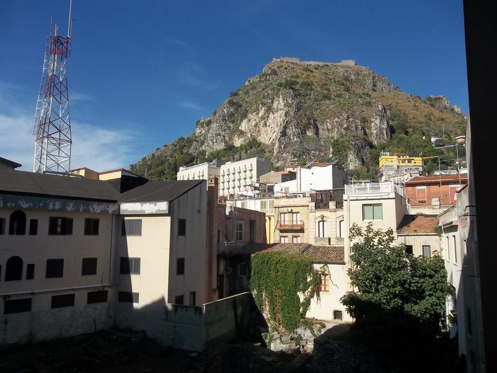 Bed And Breakfast Josepha Taormina Bilik gambar